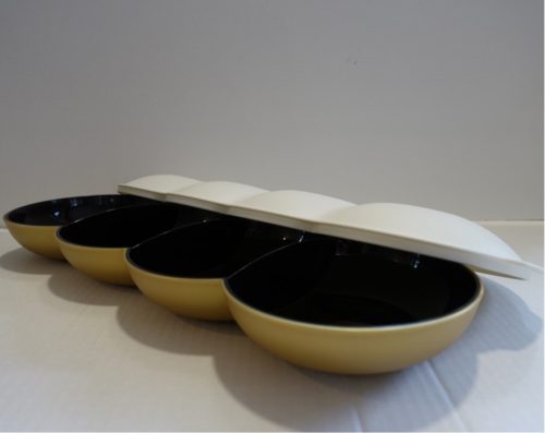 Allegra tálaló tetővel Fekete-arany- Tupperware