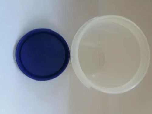 Kerek Mindenes kék tetővel 1100 ml - BEMUTATÓ DARAB, KISSÉ ELSZíNEZŐDÖTT - Tupperware