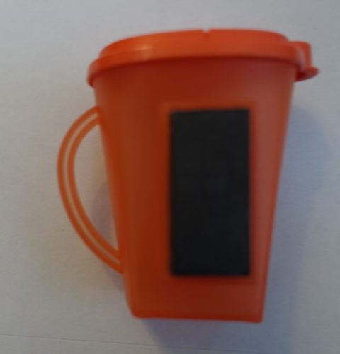 Tupperware hűtőmágnes, Kancsó forma